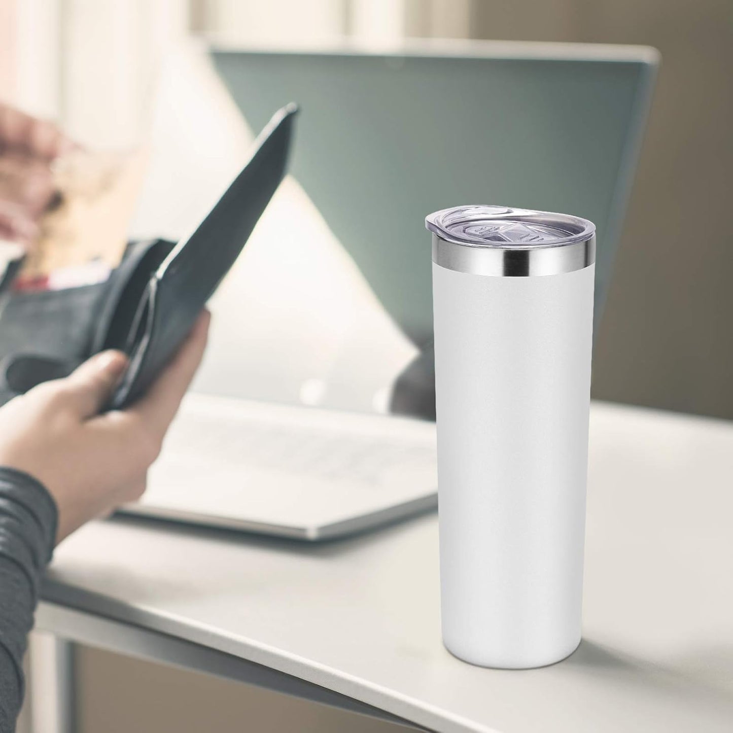 Stainless Steel Tumblers Bulk 12 Pack, 20 Oz Vacuum Insulated Skinny Tumblers with Lids and Straws, Double Wall Coffee Mug, Travel Water Cup, White